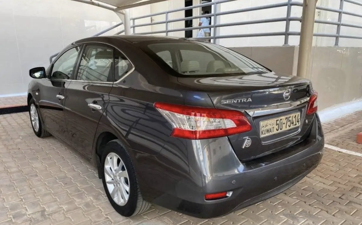 للبيع نيسان سنترا موديل ٢٠١٤