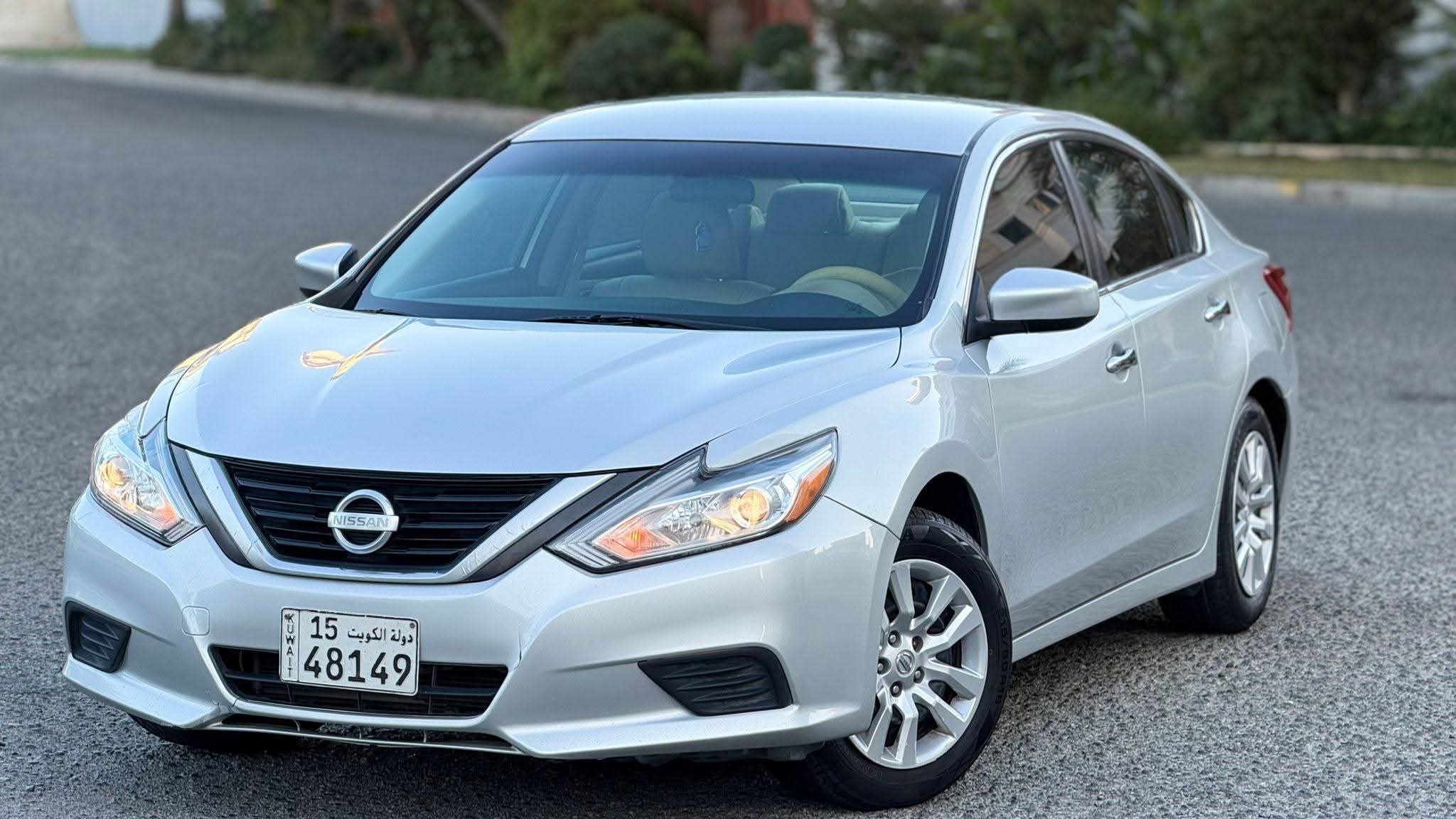 للبيع سياره نيسان التيما مديل ٢٠١٧