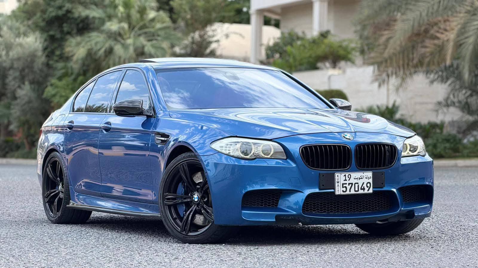 للبيع سياره بي ام دبليو M5 مديل ٢٠١٣