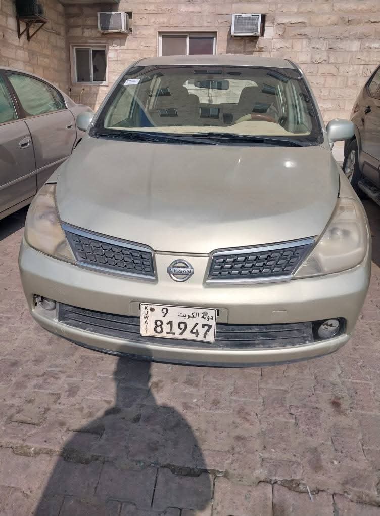 سياره نيسان تيدا ٢٠٠٦ السياره ماشاءالله لاتحتاج مصاريف نهائي