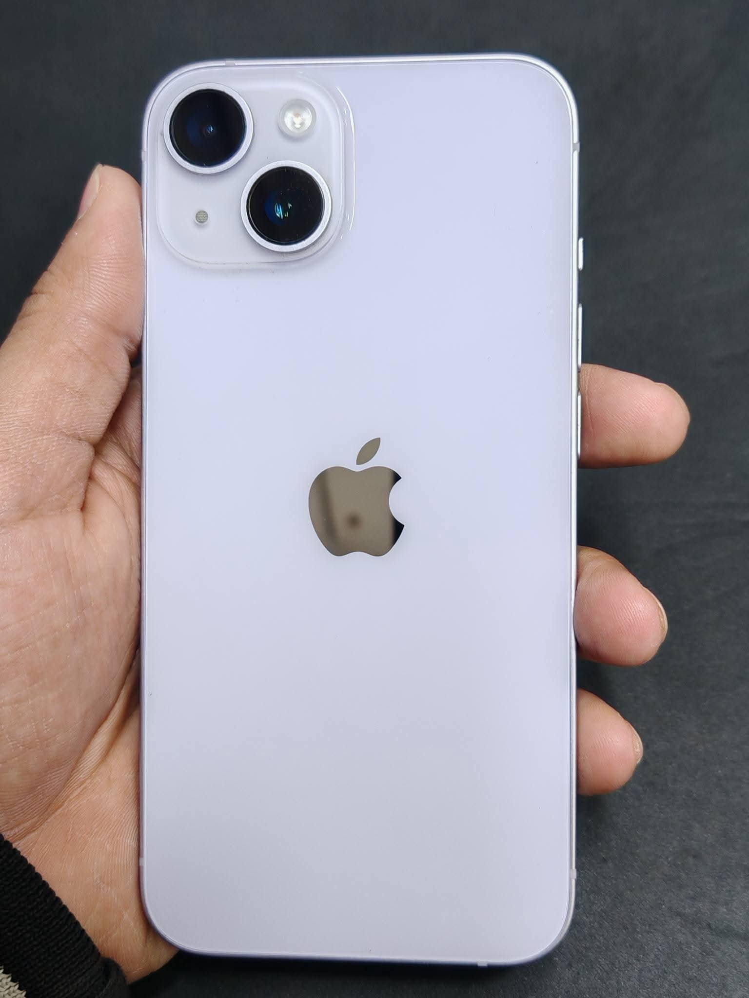 آيفون 14 مساحة تخزين 128 جيجا بايت