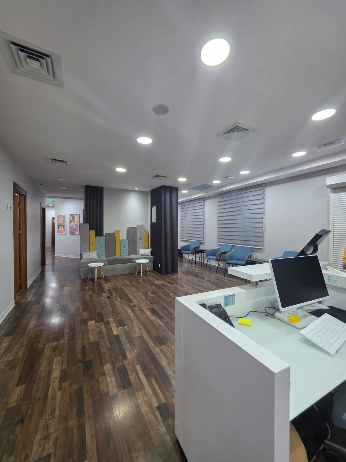 للايجار دور تجاري 344 متر في السالمية