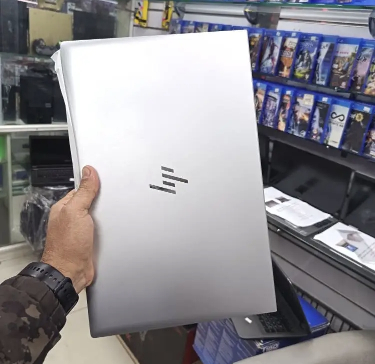 لابتوت للبيع