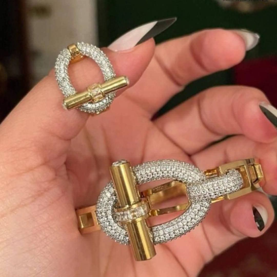 اساور وانسيالات قمة فى الشياكة والرقي 😍😍 استانليس بيور مطليه باعلى جودة