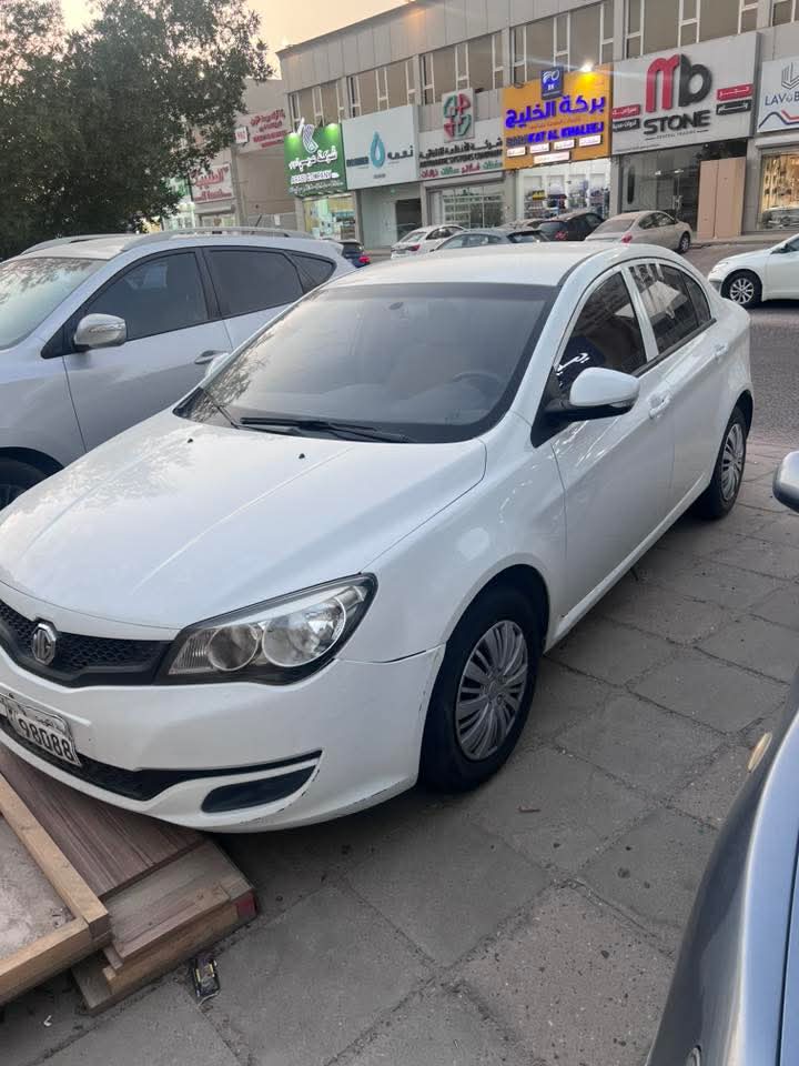 سيارة ام جي350s موديل 2015 استعمال خفيف حالة ممتازة