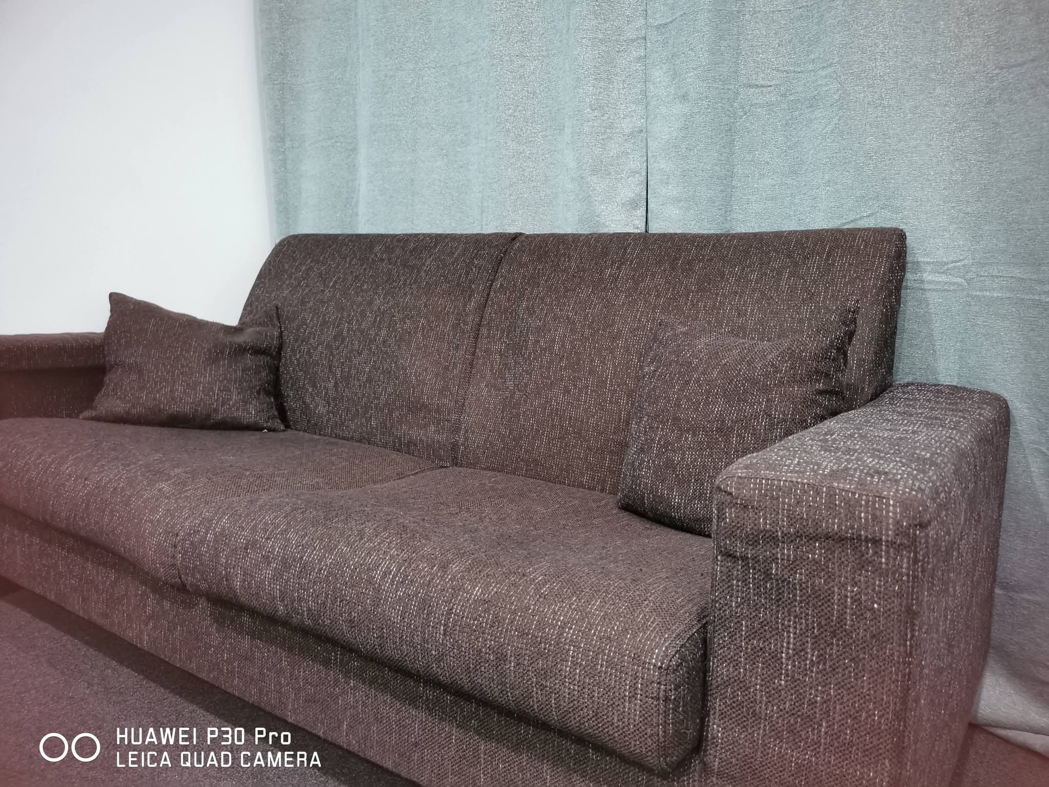 للبيع غرفه جلوس وسجاده