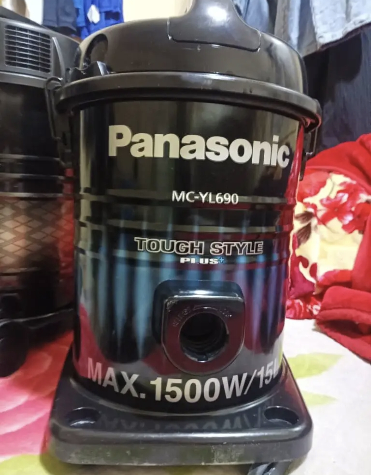 للبيع مكانس كهربائيه استعمال خفيف ماركه باناسونيك