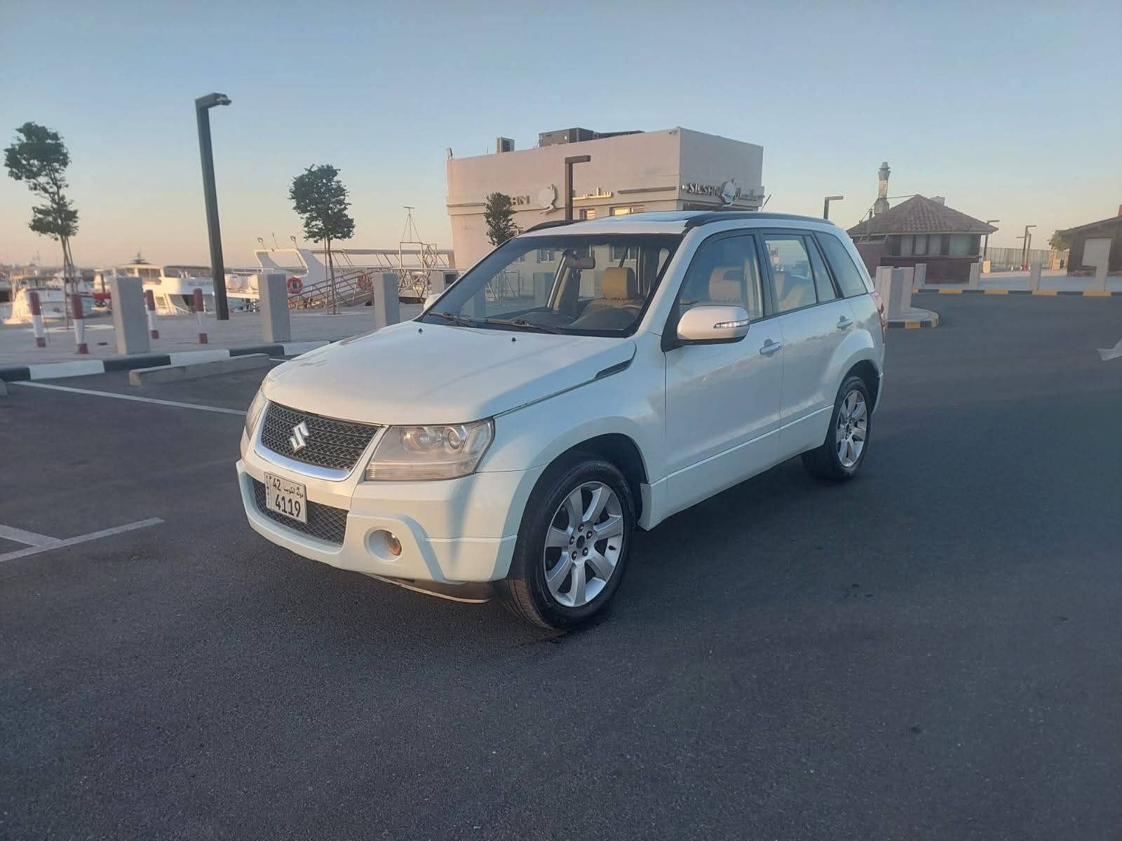 للبيع سوزكي جراند فيتارا اعلي فيه موديل 2009