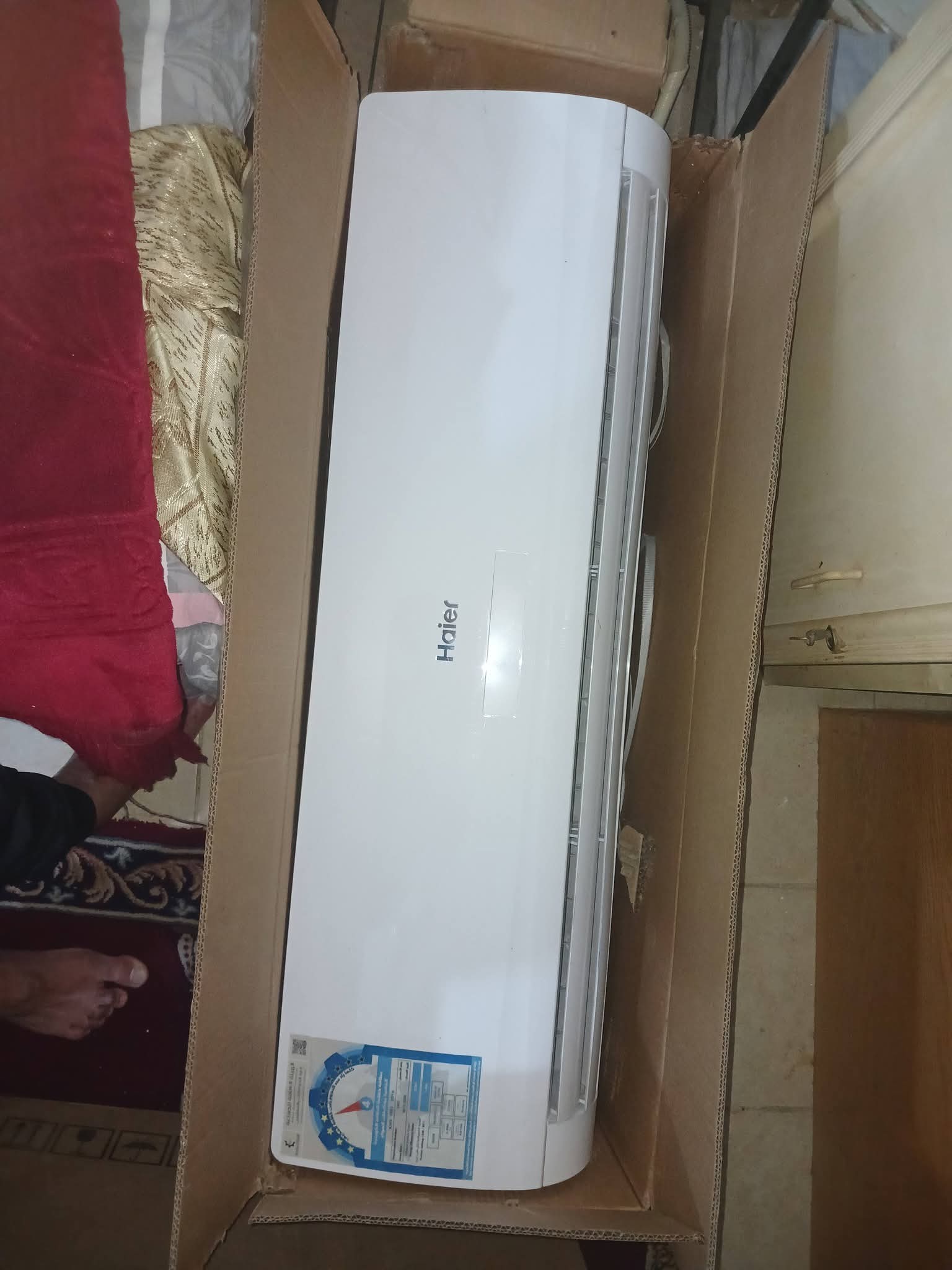 للبيع مكيف ماركة هاير ٢.٥ طن استعمال بسيط