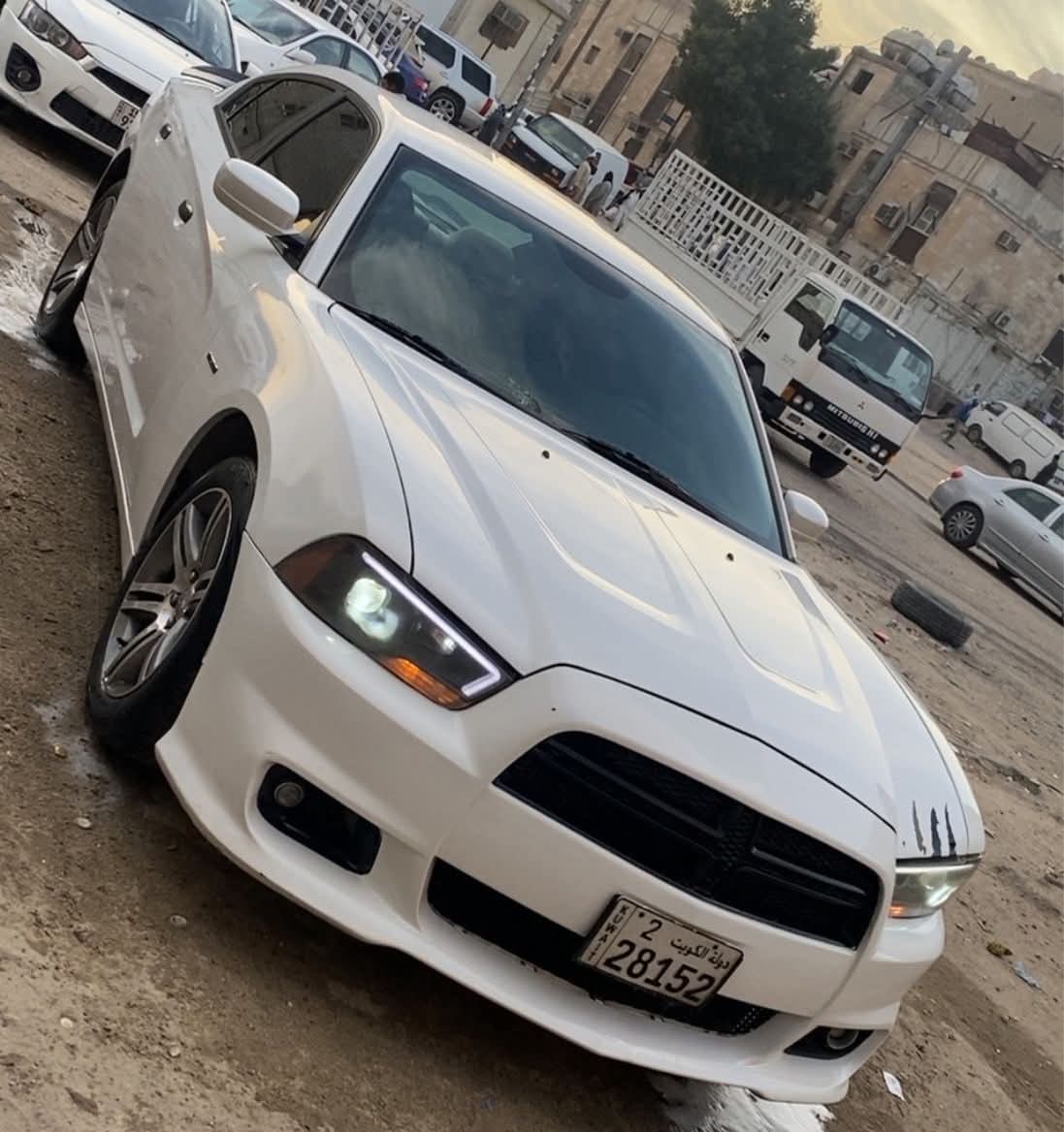 دوج شارجر ٨سلندر. في الكويت