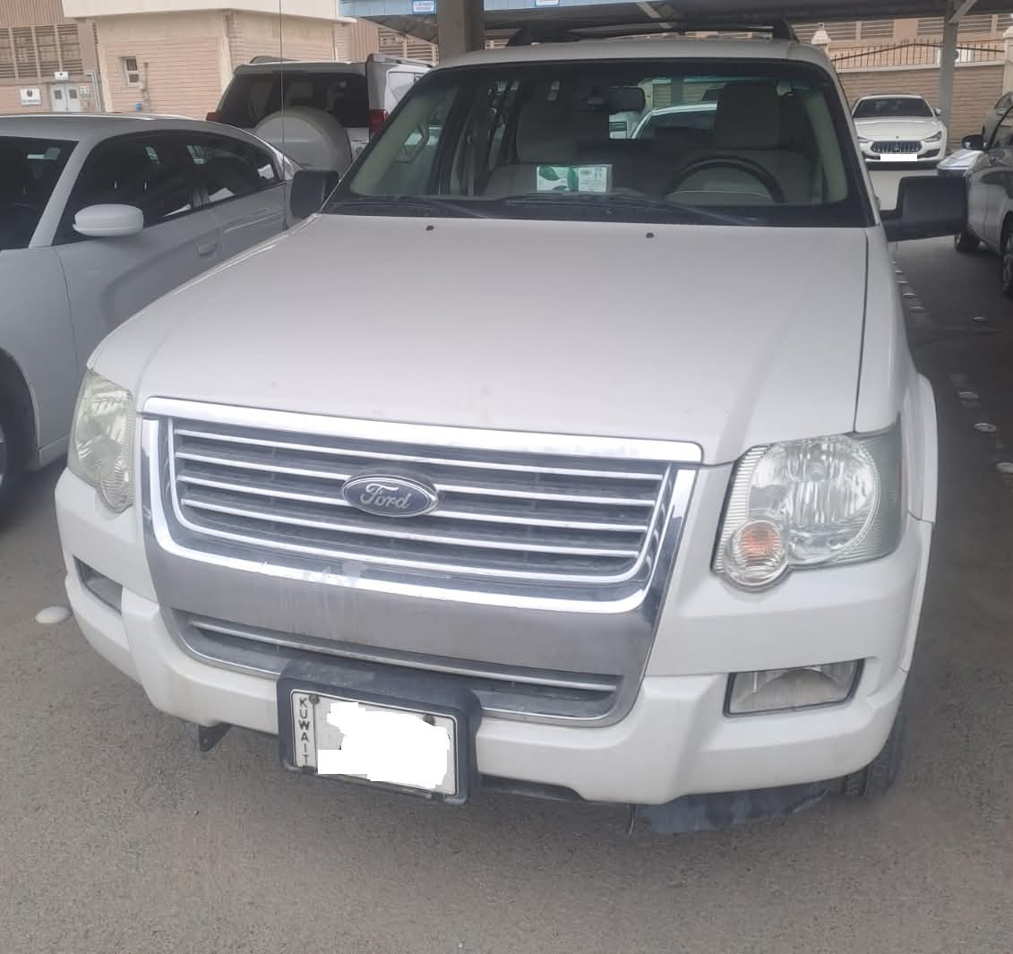 للبيع فورد اكسبلور موديل 2009 نظيف بدون اي حوادث