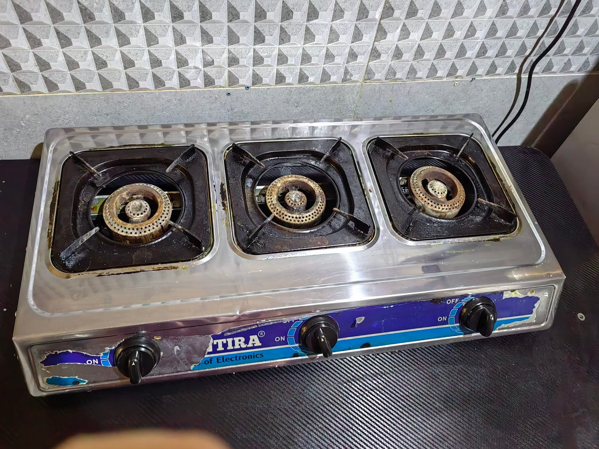 بوتجاز مسطح ٣ عيون