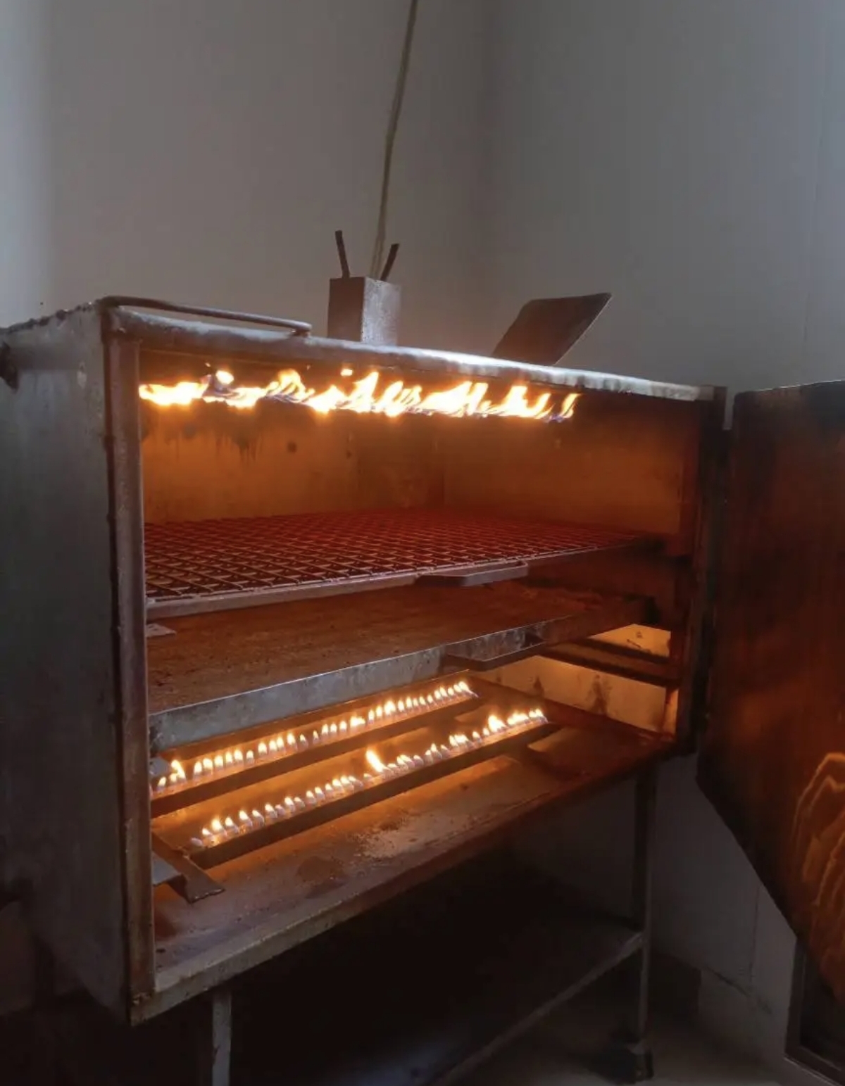 فرن غاز بحاله جيده جدا