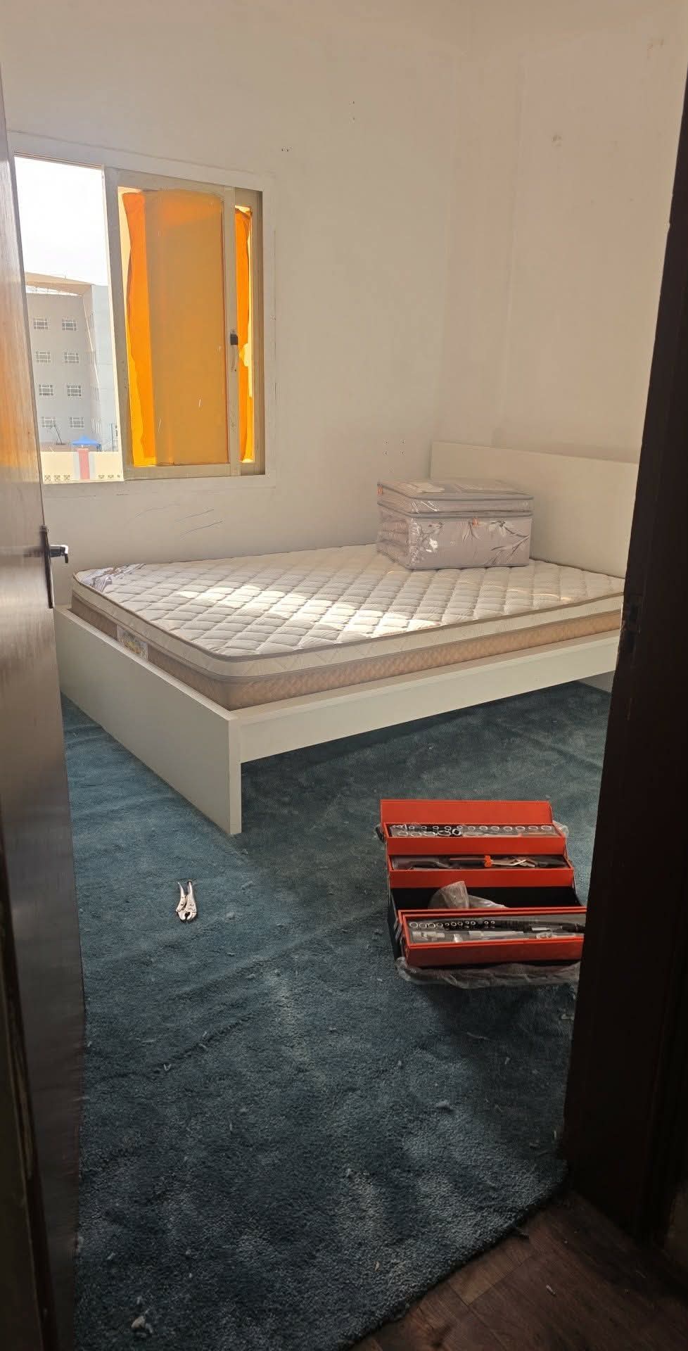 سرير ١٥٠ بالمرتبه للبيع