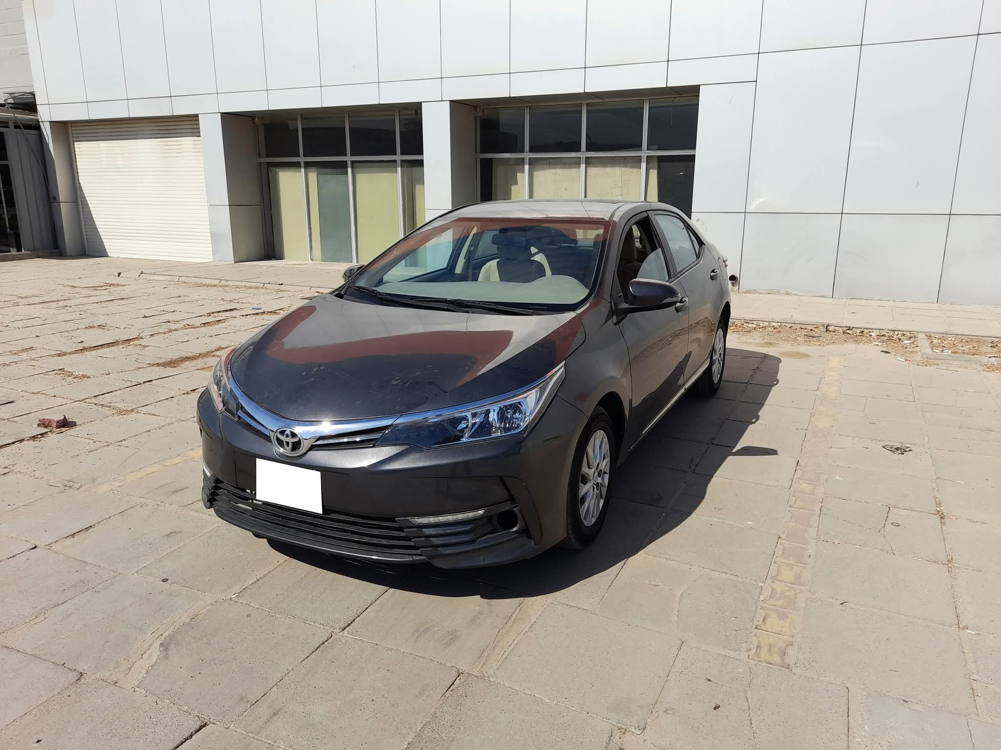 تويوتا كورولا 2018 للبيع بالتقسيط الشهرى بدون تعقيدات بنكية وبدون حد ادنى للراتب شرط الفحص  تويوتا كورولا 2018 للبيع بالتقسيط الشهري