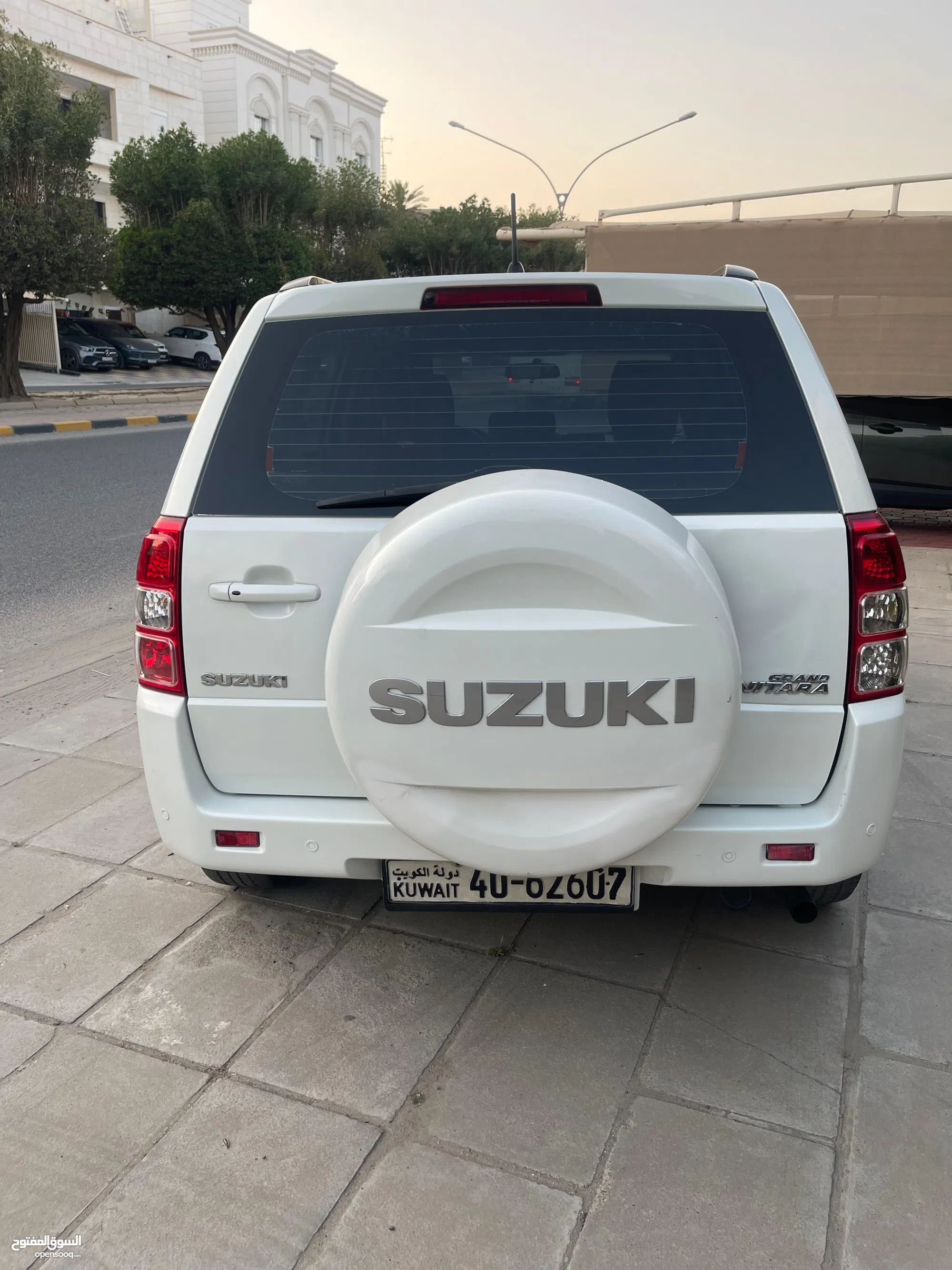 سوزوكي جراند فيتارا ⁦JLX⁩ - صورة 3
