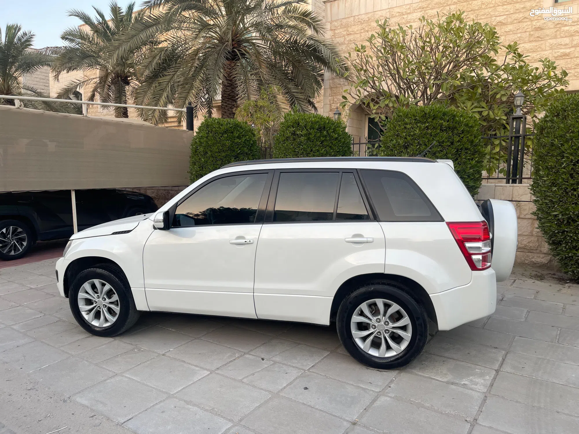 سوزوكي جراند فيتارا ⁦JLX⁩ - صورة 2
