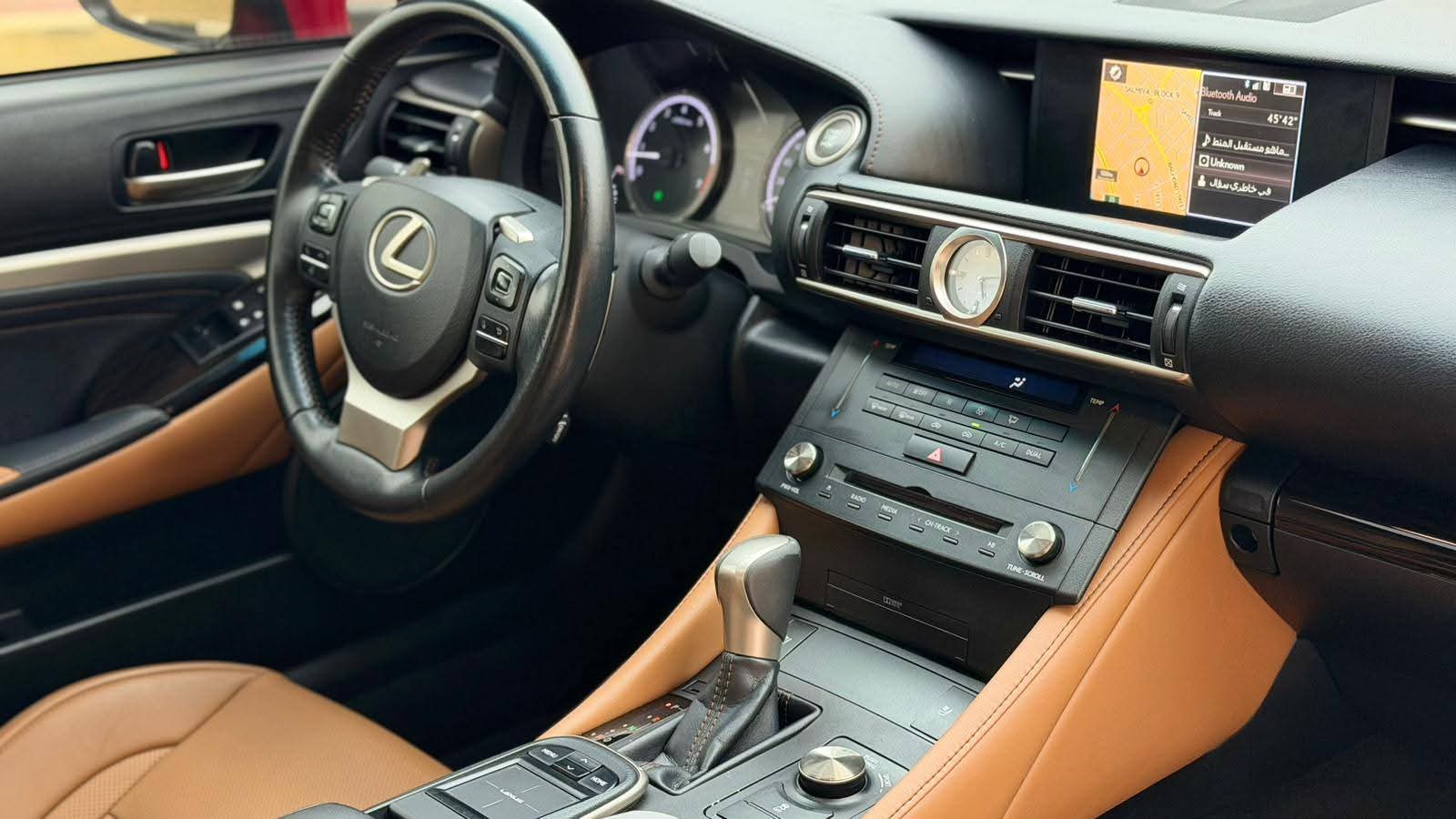 للبيع سياره لكزس RC350 مديل ٢٠١٦ - صورة 5