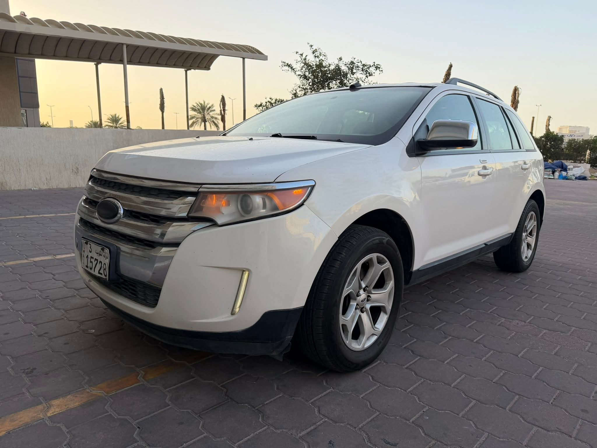 للبيع جيب فورد ايدج موديل 2013