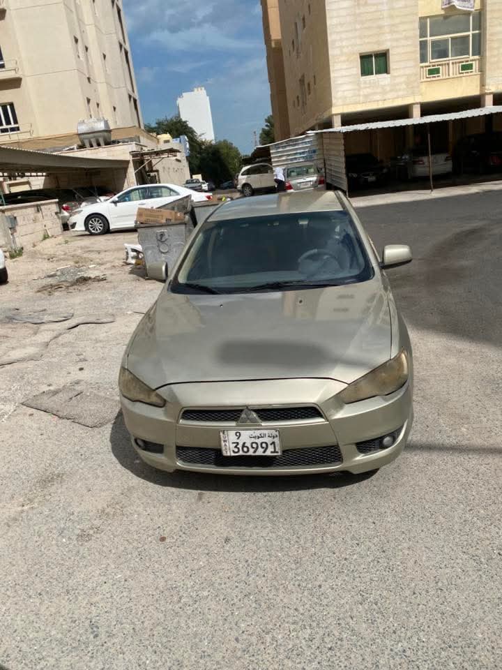 لانسر شرق 2009  للبيع