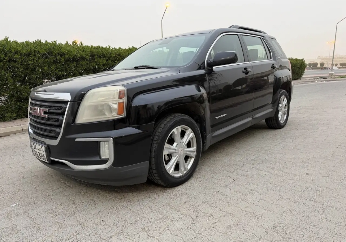 جيب جي ام سي تيرين  موديل 2016  للبيع