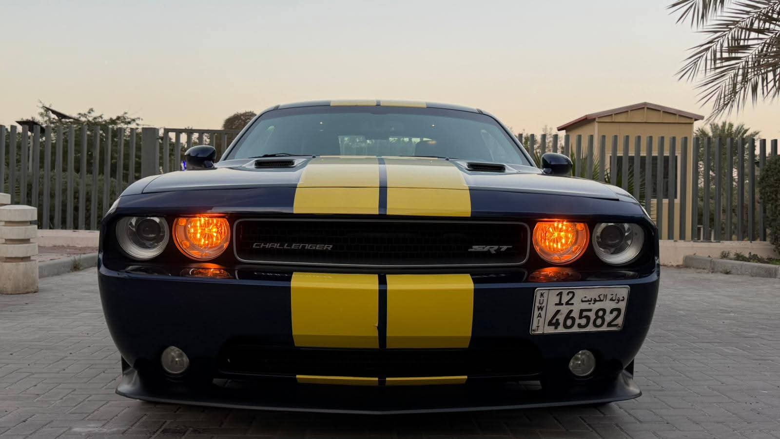 للبيع سياره دودج تشالنجر SRT مديل ٢٠١٣ - صورة 4