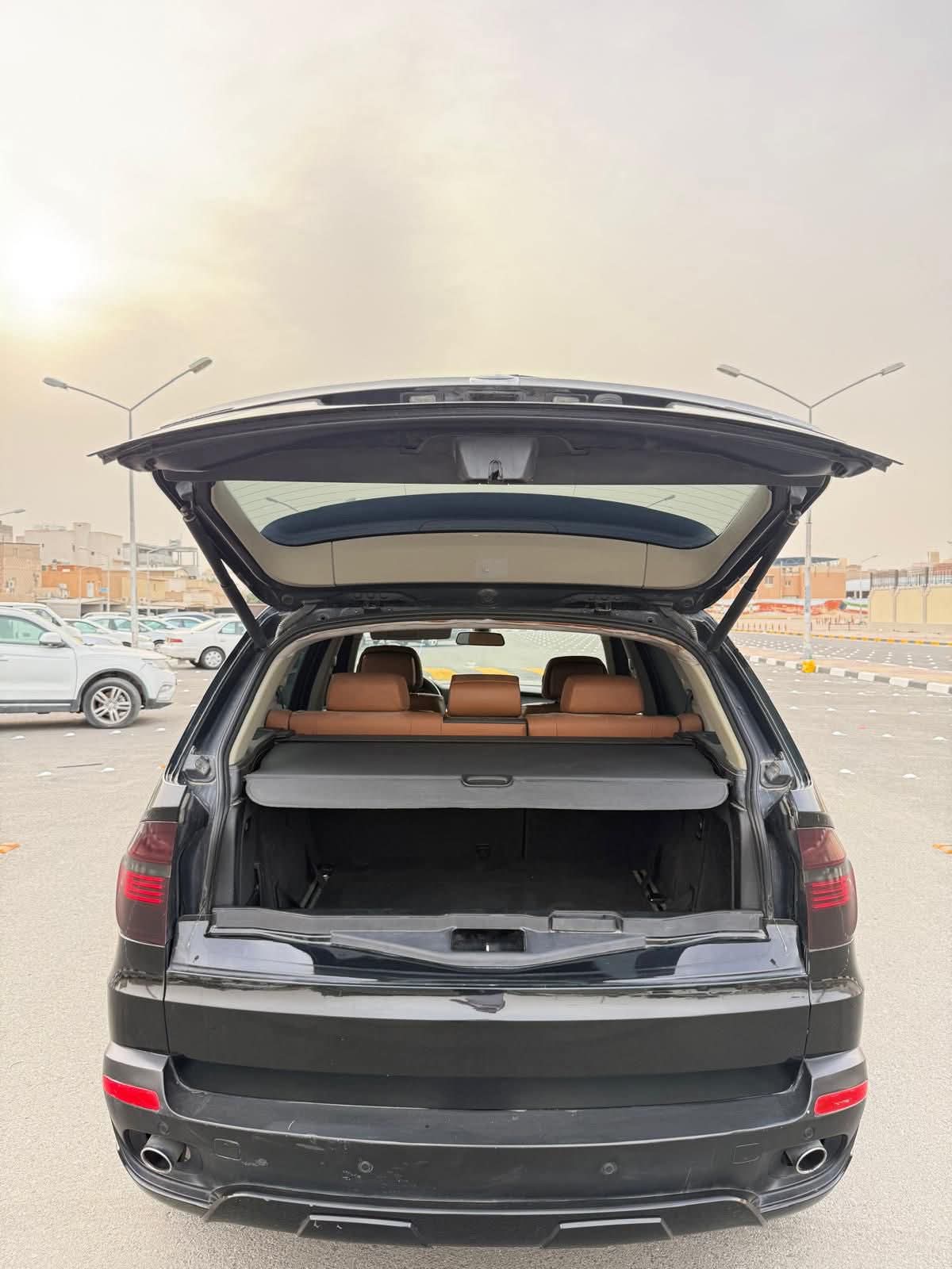 بي إم دبليو BMW x5 2009 - للبيع - صورة 6