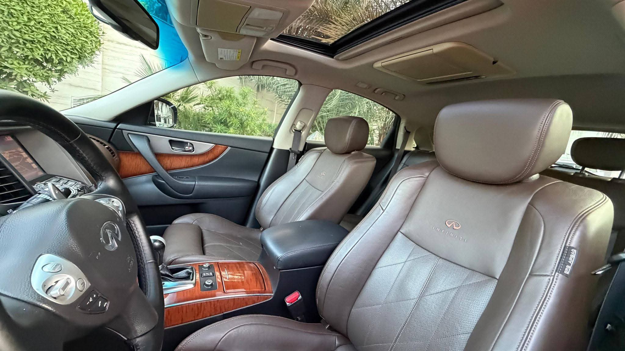 للبيع جيب انفنتي QX70S مديل ٢٠١٤ - صورة 3