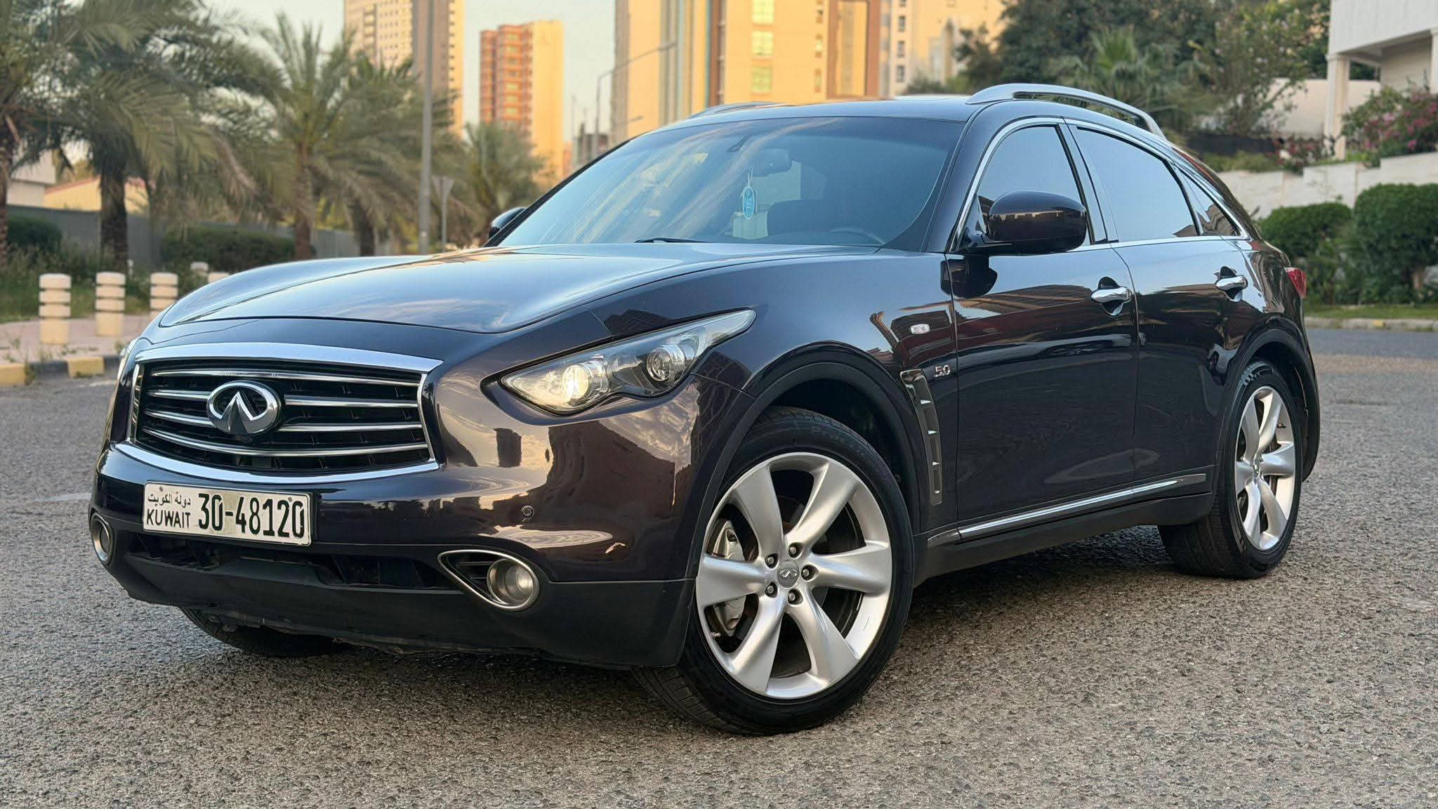 للبيع جيب انفنتي QX70S مديل ٢٠١٤ - صورة 6