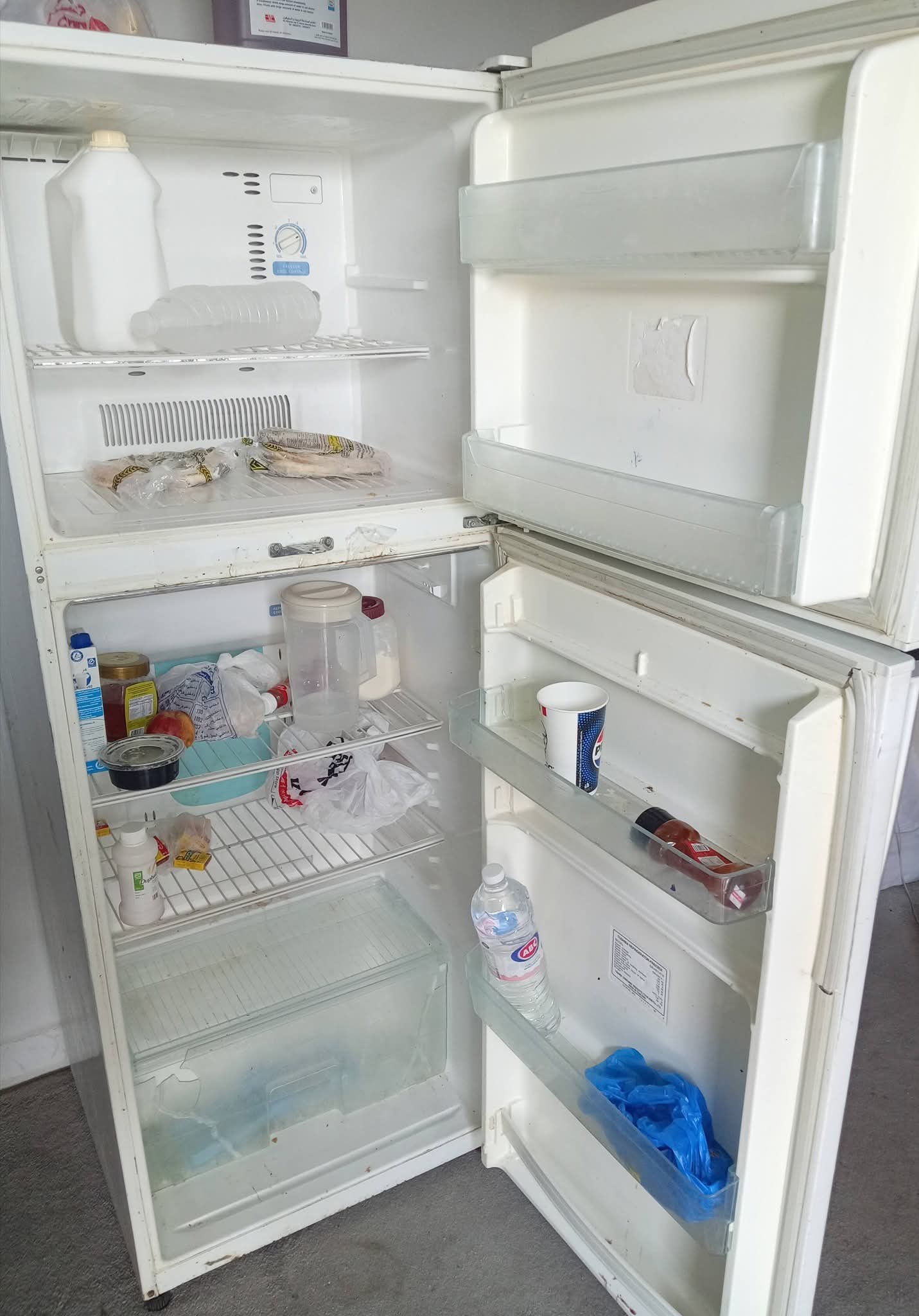 للبيع تلاجه شارب - صورة 2