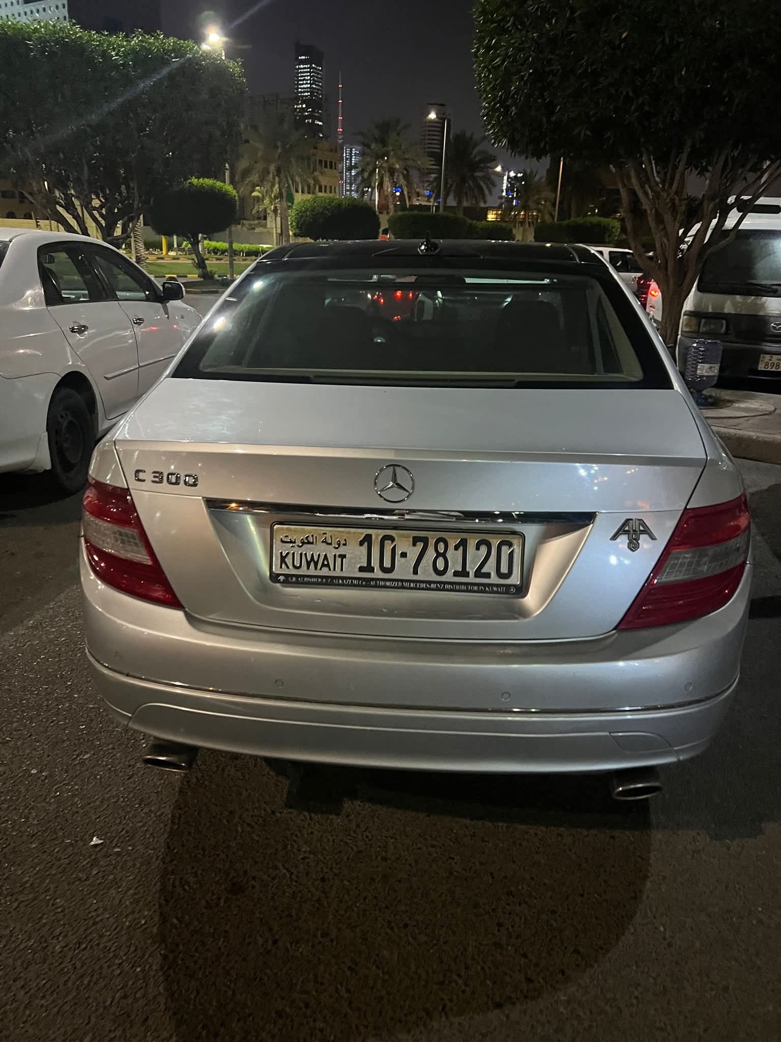 مرسيدس C300 2011- للبيع - صورة 3