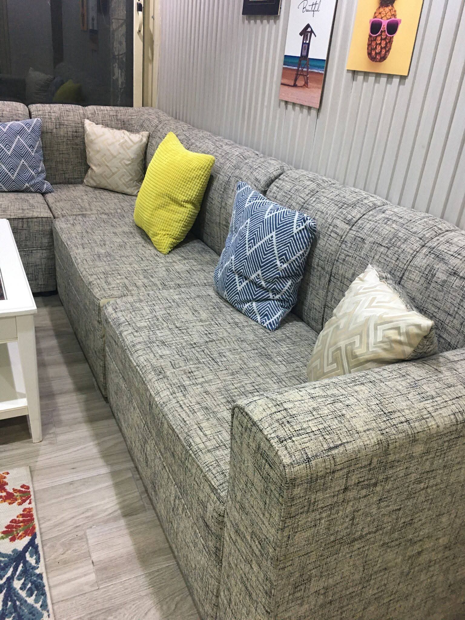 ركنه.. للبيع.