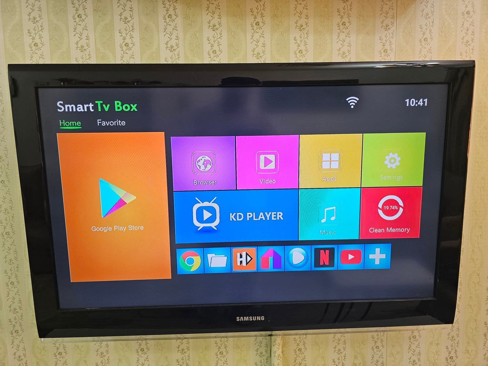 سامسونج 40 بوصة LCD مع ريموت حالة جيد - صورة 3
