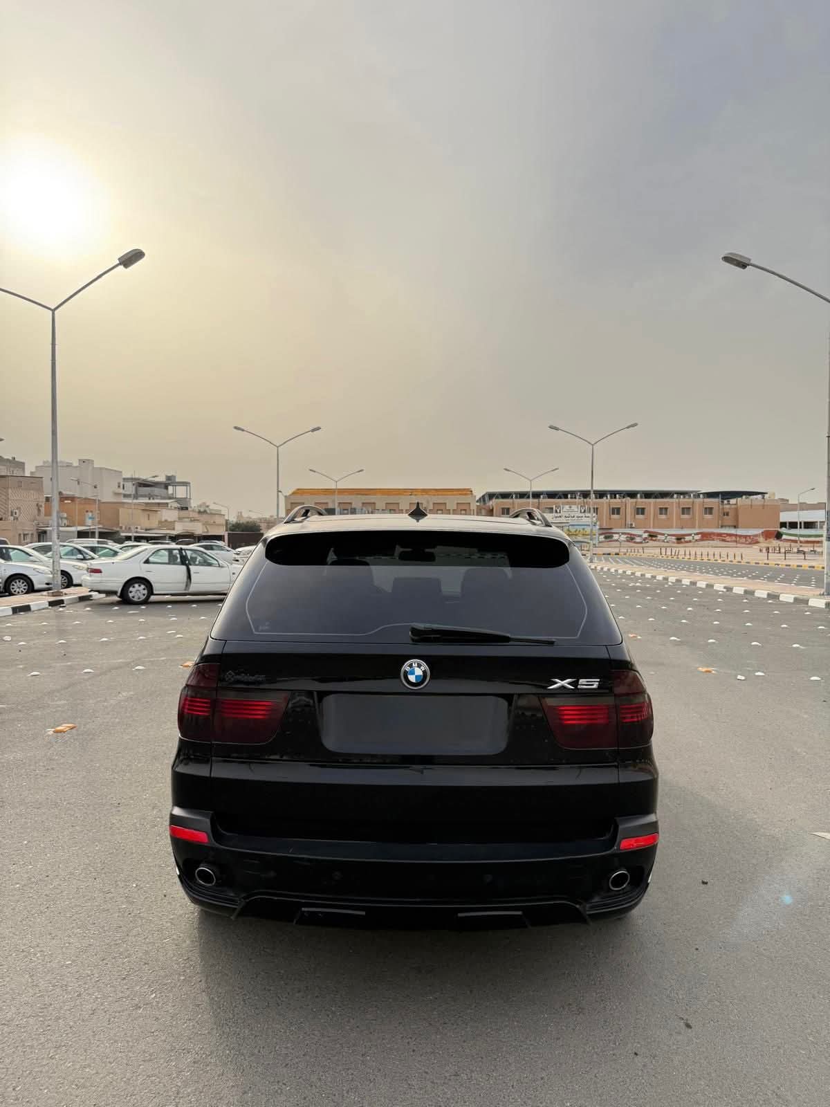 بي إم دبليو BMW x5 2009 - للبيع - صورة 2