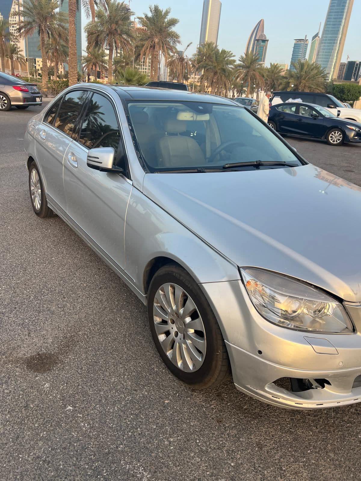 مرسيدس C300 2011- للبيع - صورة 5