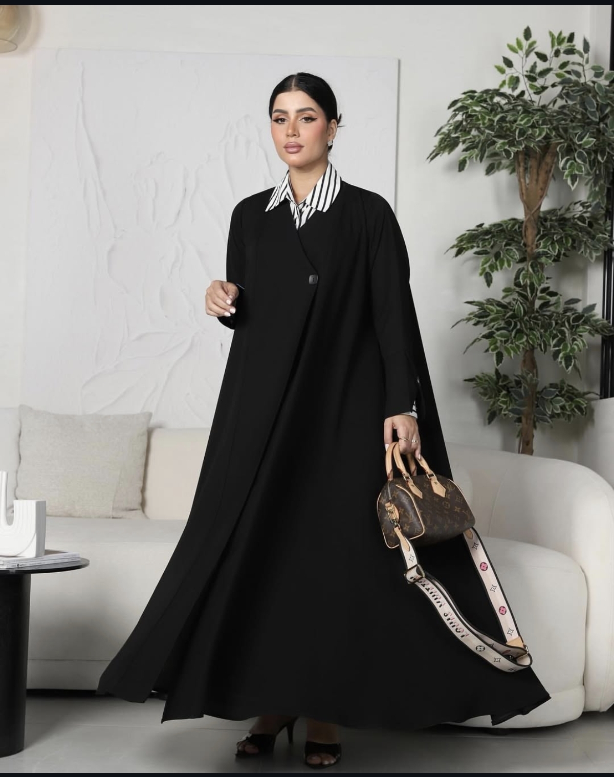 ملابس نسائية