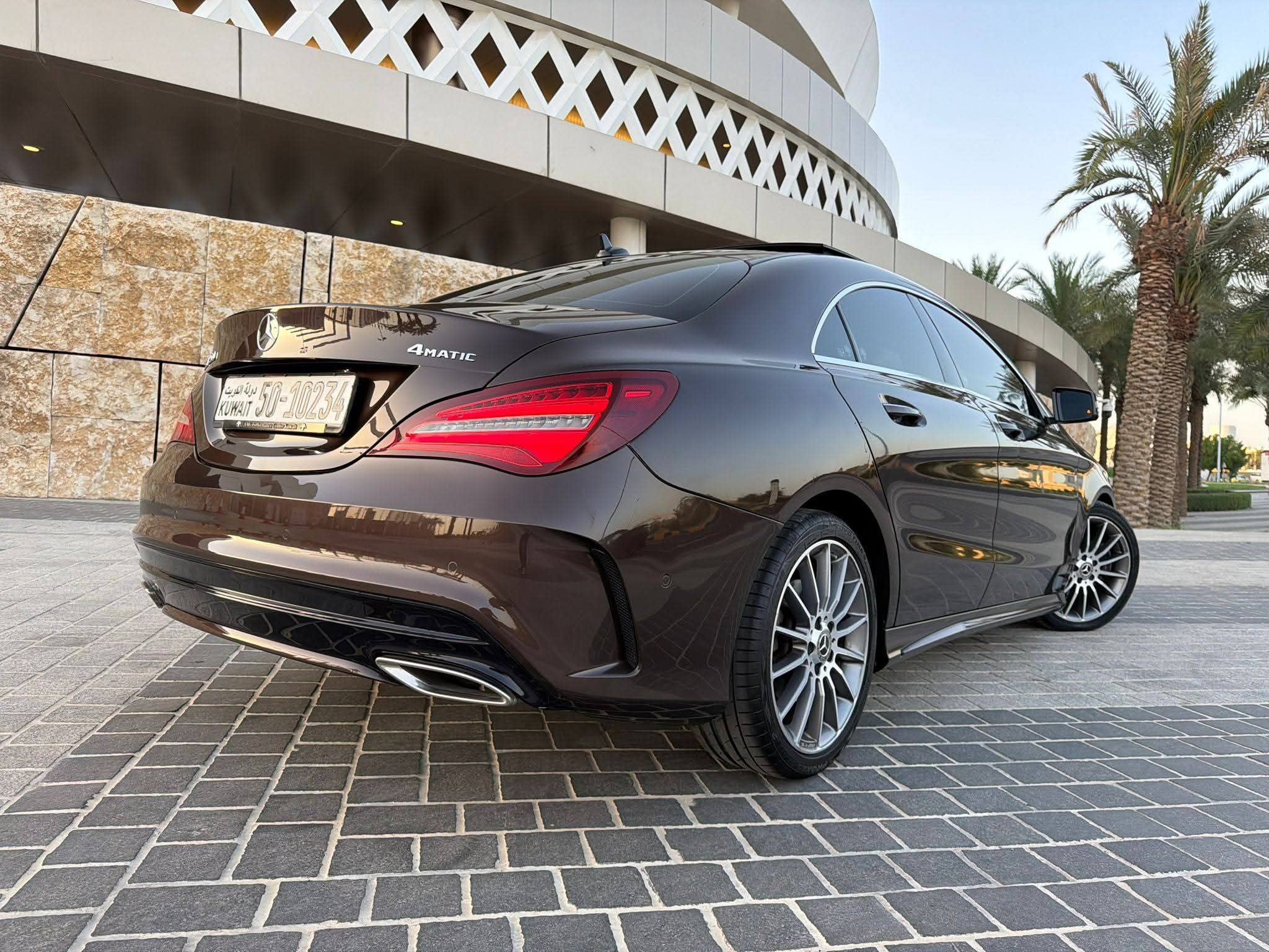 للبيع سياره مرسيدس CLA 250 مديل ٢٠١٨ - صورة 6
