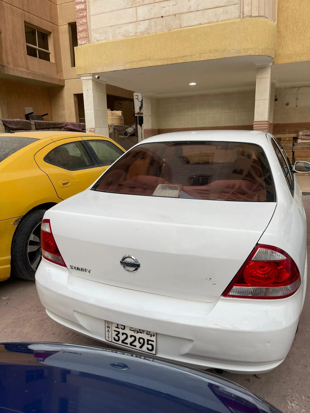 نيسان صني 2011  للبيع - صورة 4