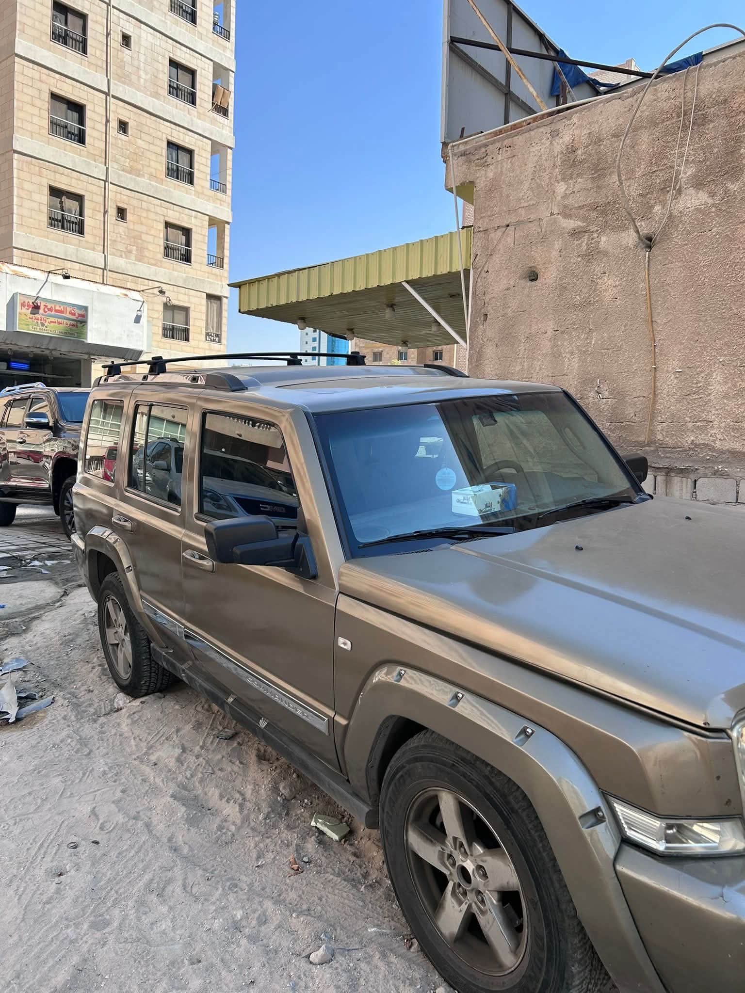 للبيع سياره جيب كوماندر - صورة 3