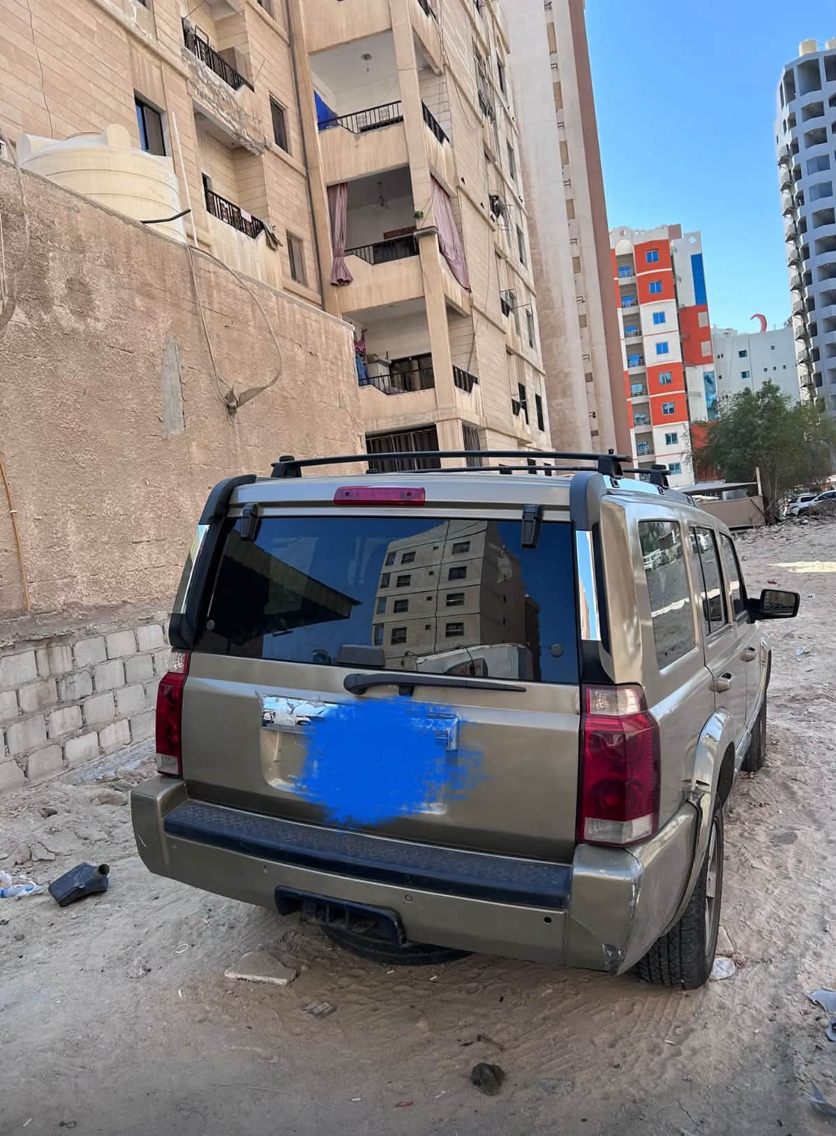 للبيع سياره جيب كوماندر - صورة 2