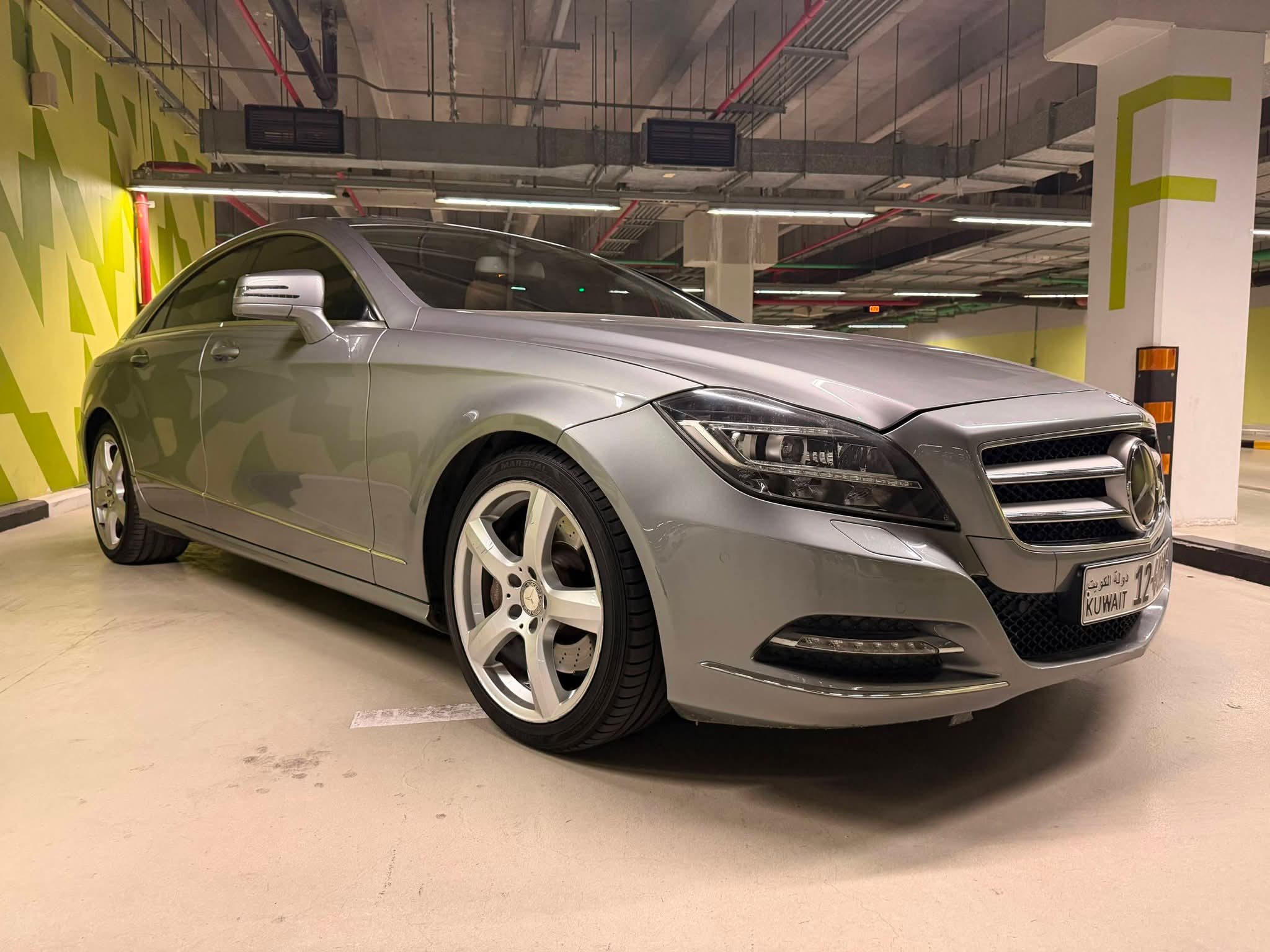 للبيع سياره مرسيدس CLS  350 مديل ٢٠١٣ - صورة 6