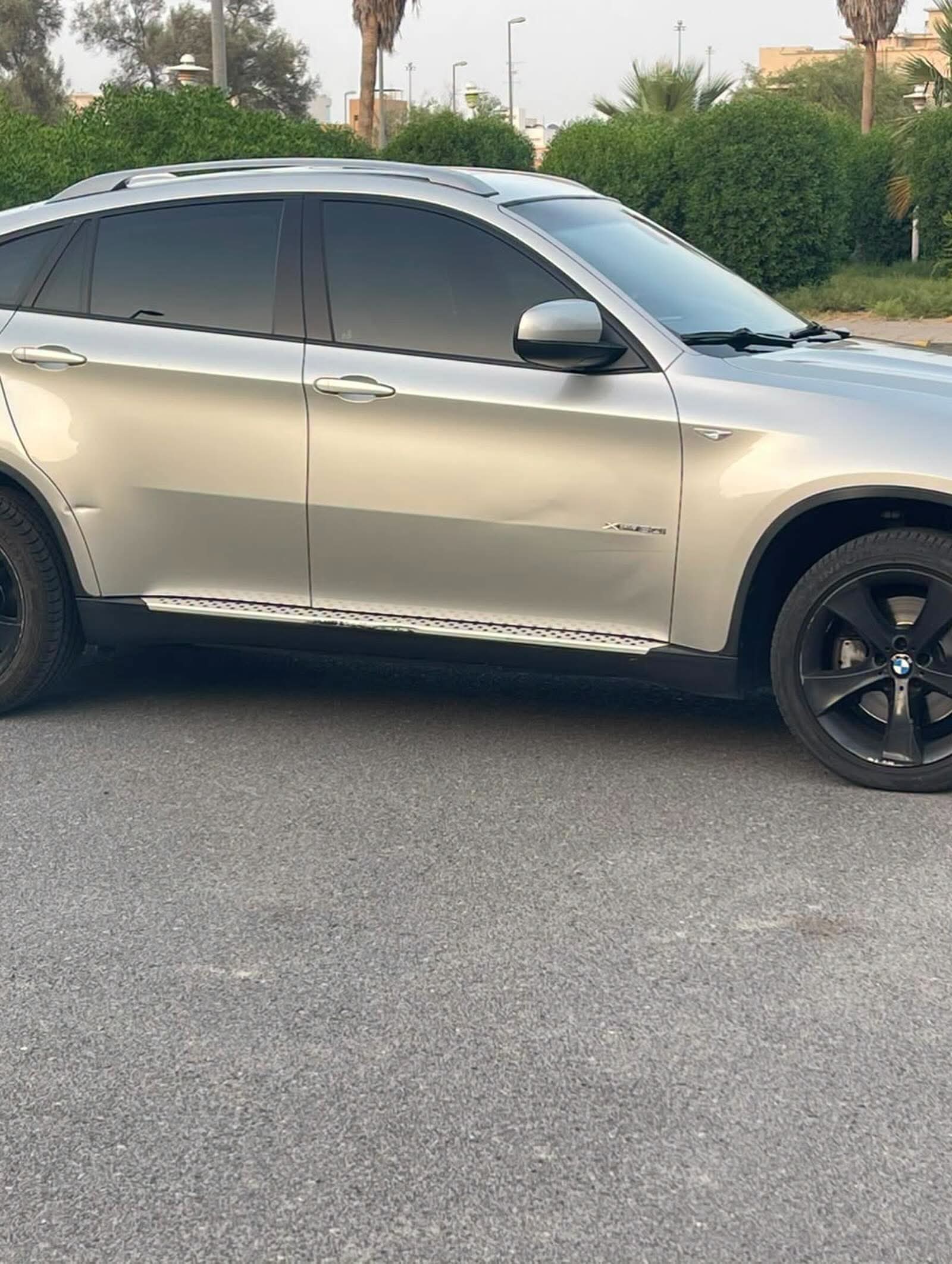 للبيع    BMW X6 50i  twin turbo V8. موديل ٢٠٠٩ - صورة 6