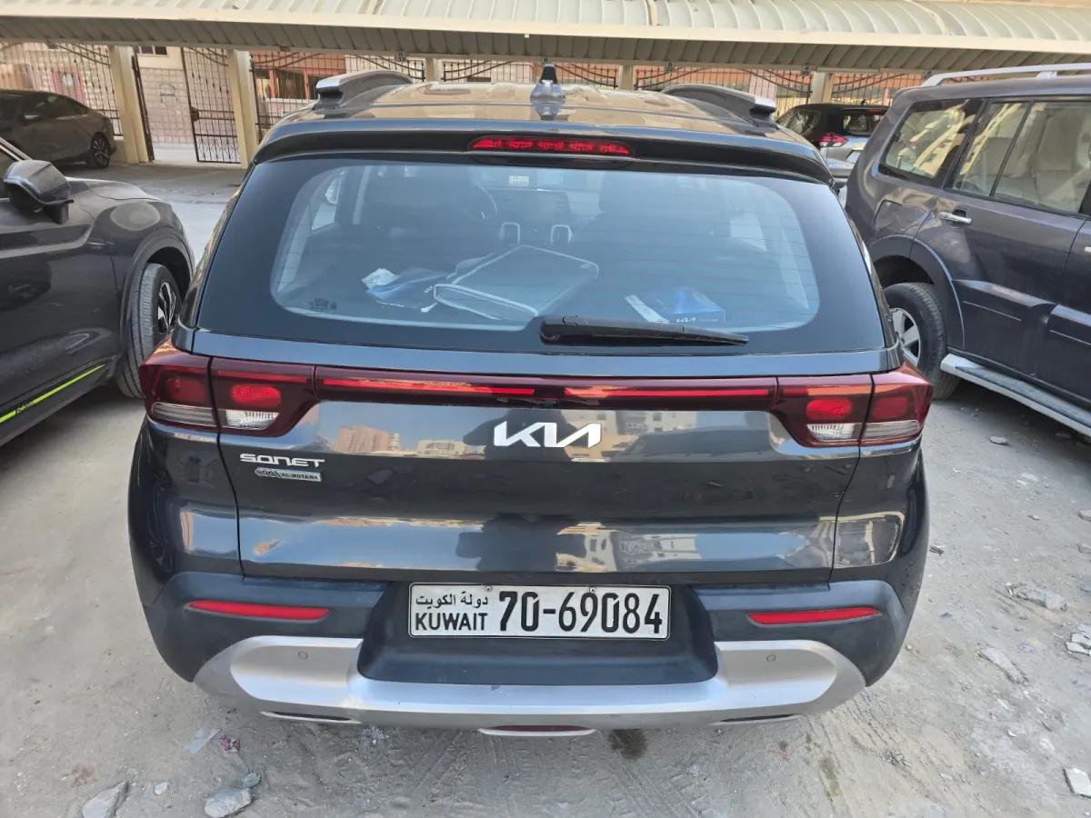 للبيع Kia 2023 العادية? - صورة 8