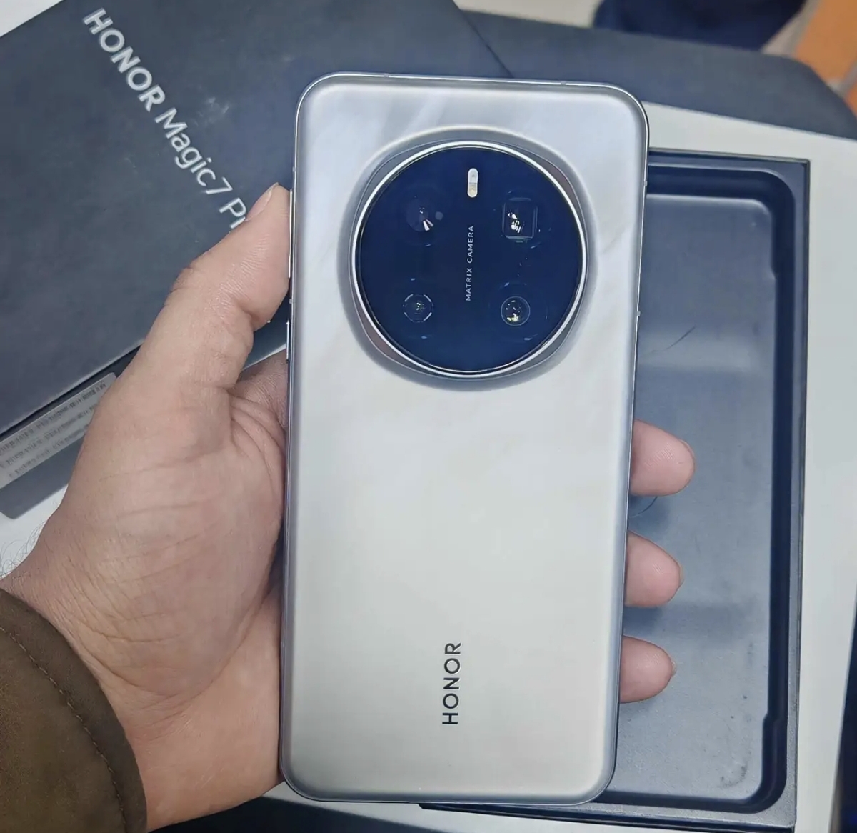 هونر ماجيك 7 برو مساحة تخزين 512 جيجا بايت