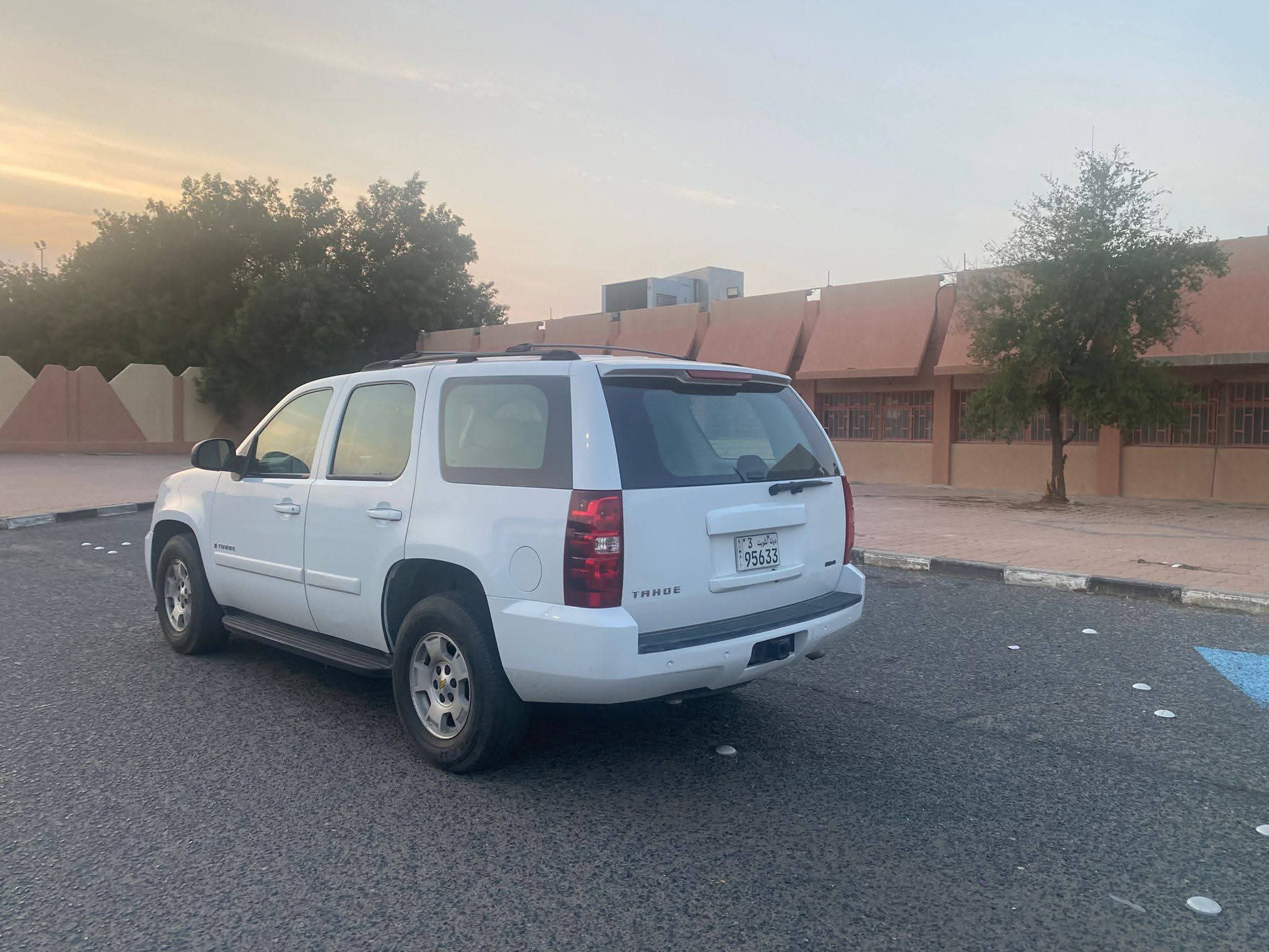 بحاله نادره  شيفروليه تاهو LT موديل 2007