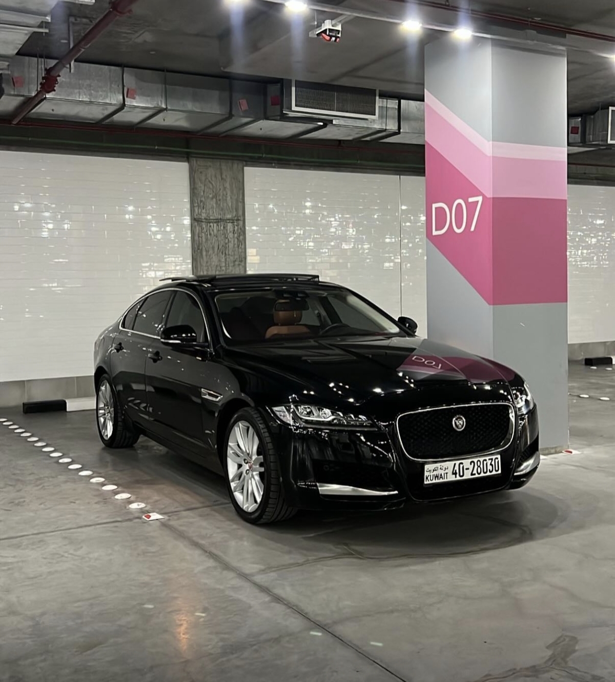 للبيع جاكور XF فئة 25 موديل 2016